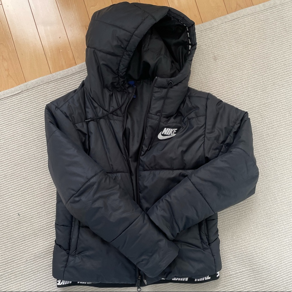 NIKE black puffer coat